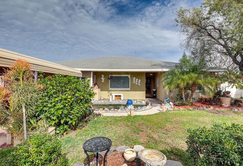 Canal Front Ruskin Home W/ Private Hot Tub & Dock!