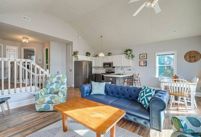 Charming Nags Head Retreat: Half Mi To State Park!