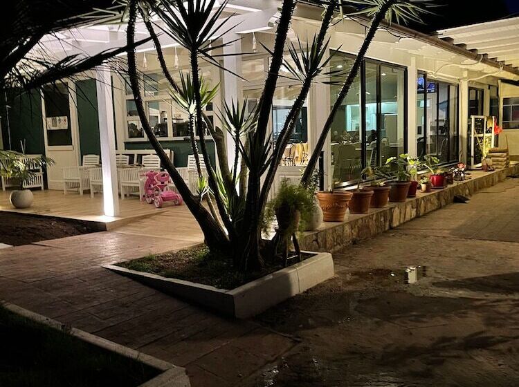 فندق فئة نجمة واحدة L Isola Dei Sapori Boutique