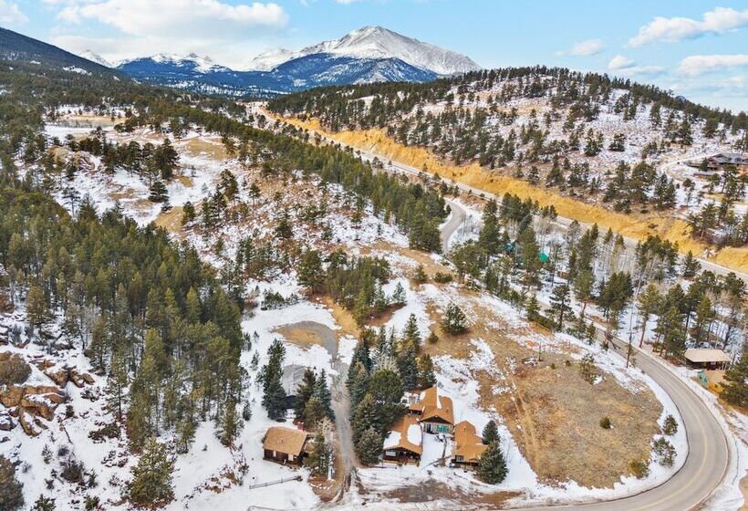 فندق Ferncliff Lodge