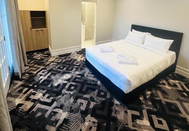 Tempe Hotel Sydney