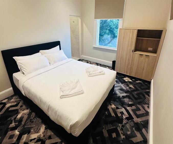 Tempe Hotel Sydney