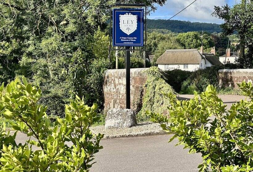 ホテル The Ley Arms