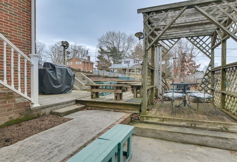 Large Home W/ Deck & Grill ~ 9 Mi To Virginia Tech