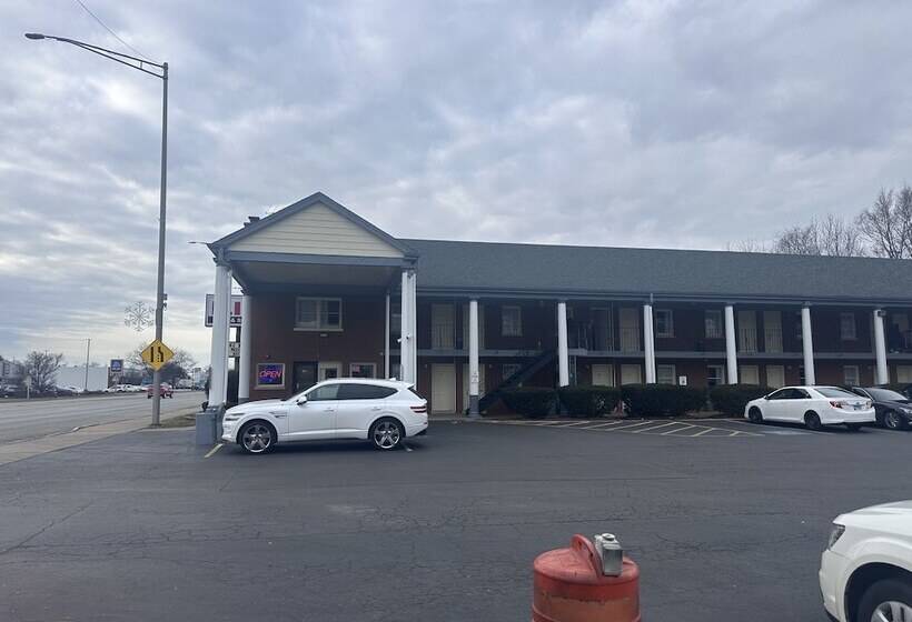 汽车旅馆  Elite Inn & Suites