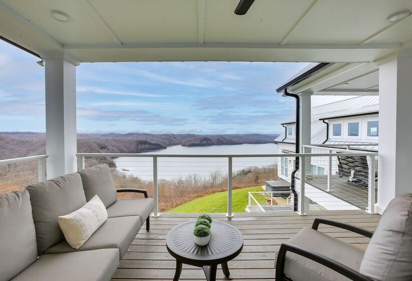 Peaceful Celina Retreat W/ Dale Hollow Lake Views!