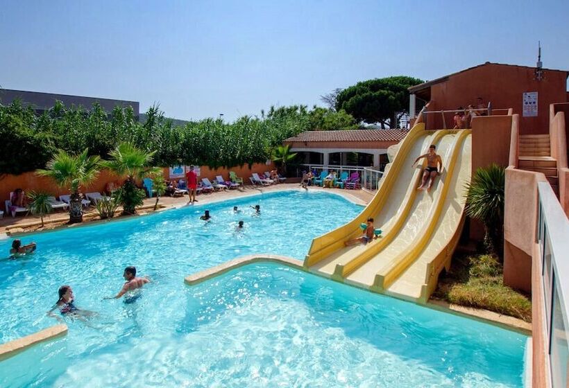 بنسيون Camping Clau Mar Jo