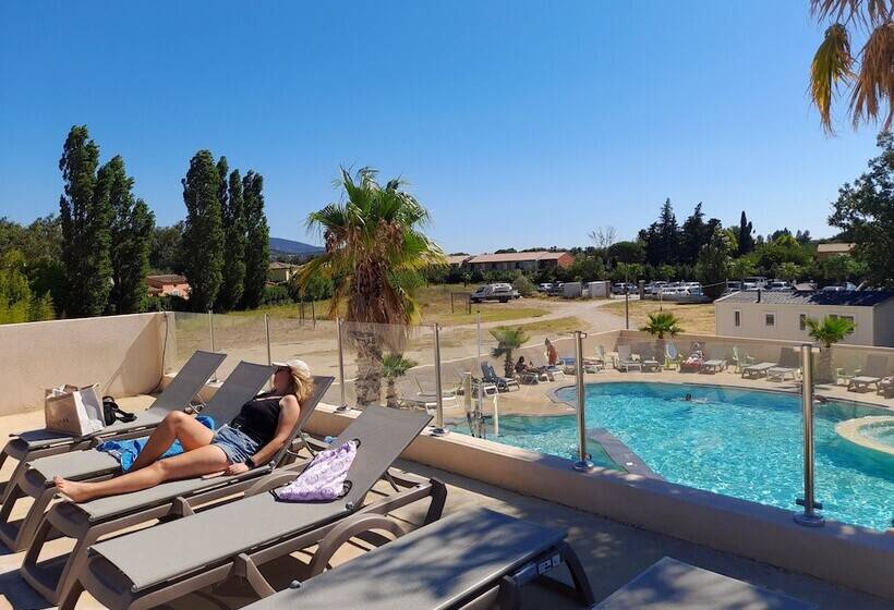پانسیون Camping Domaine Du Golfe De Saint Tropez