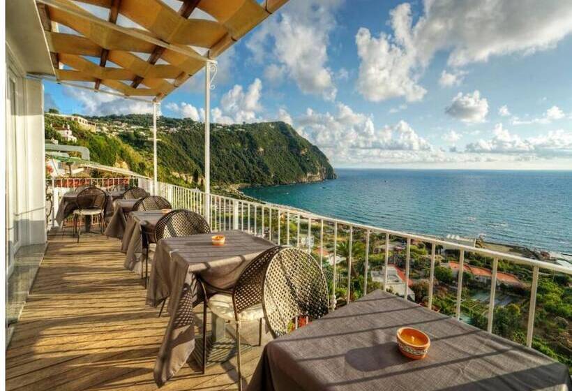 펜션 Room In B&b   Standard Double Or Twin Room In Ischia For 2 People