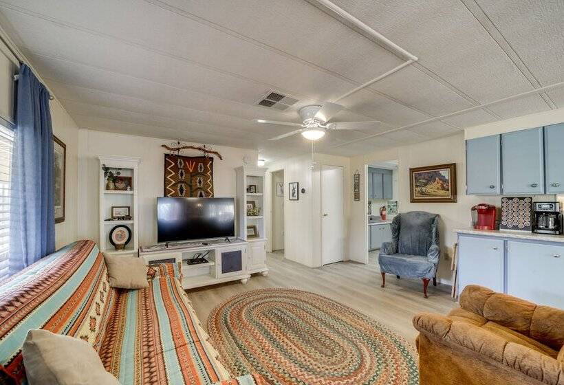 Charming Camp Verde Home: Hiking, Wine & More!