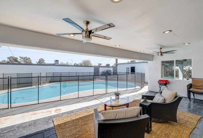 Updated Scottsdale Retreat W/ Private Pool!
