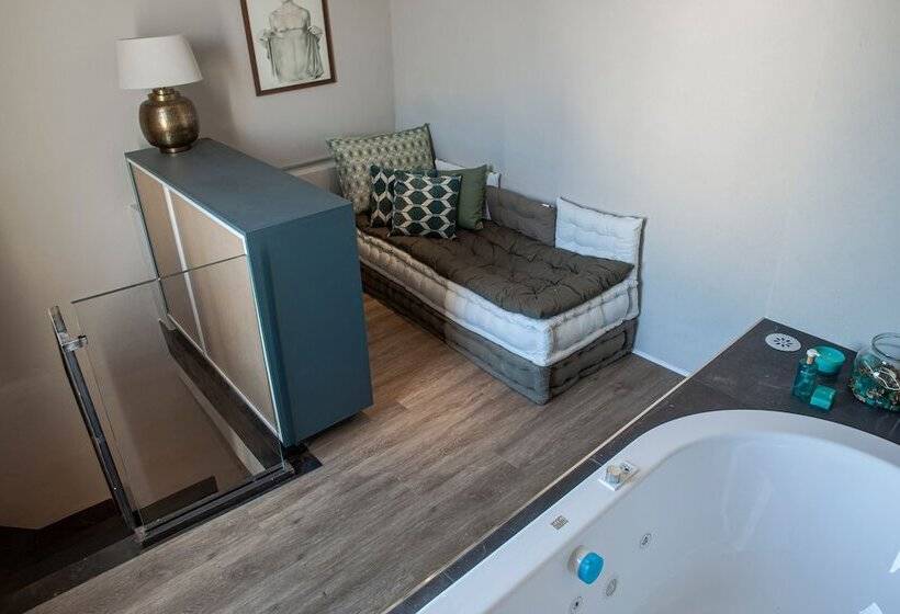 هتل Borgo Elissa