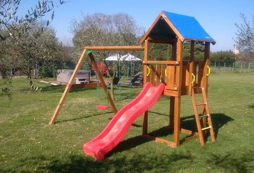 هتل Agriturismo Al Tralcio
