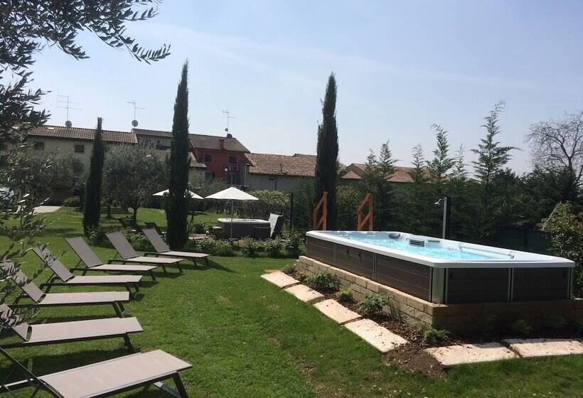 هتل Agriturismo Al Tralcio