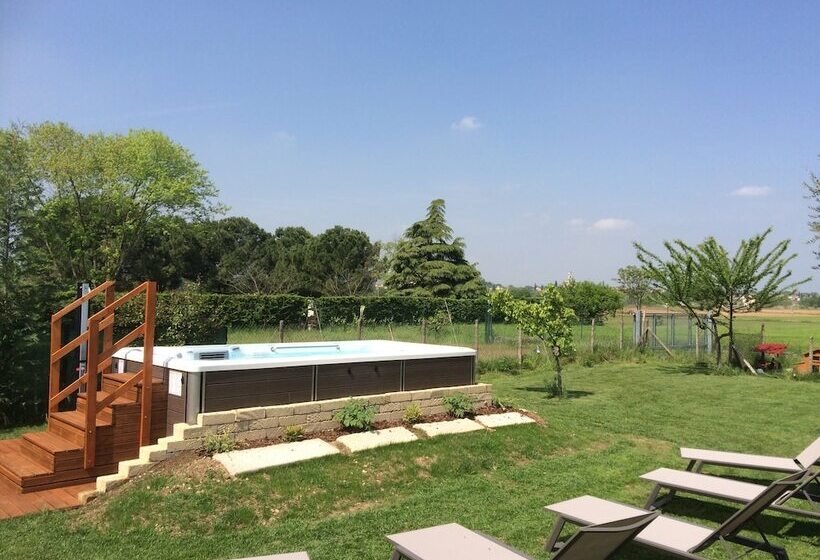 هتل Agriturismo Al Tralcio