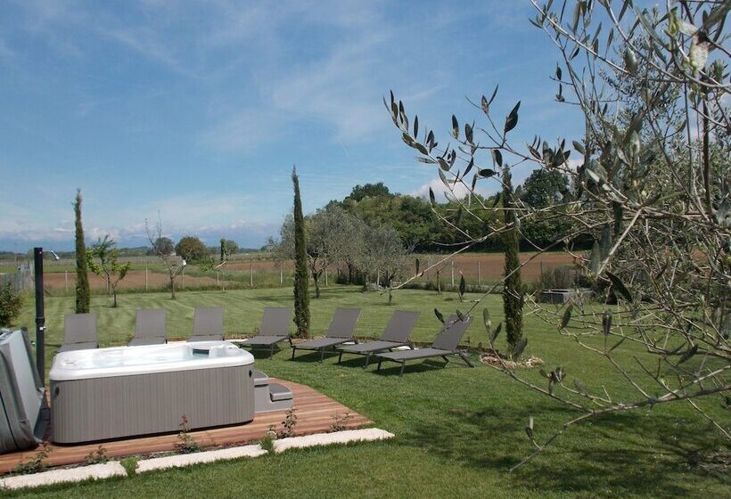 هتل Agriturismo Al Tralcio