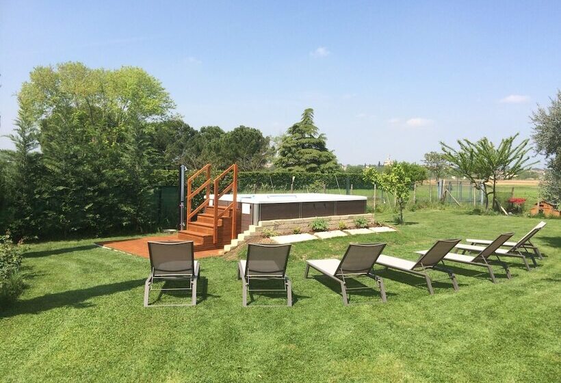 هتل Agriturismo Al Tralcio