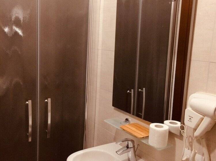 هتل Agriturismo Al Tralcio