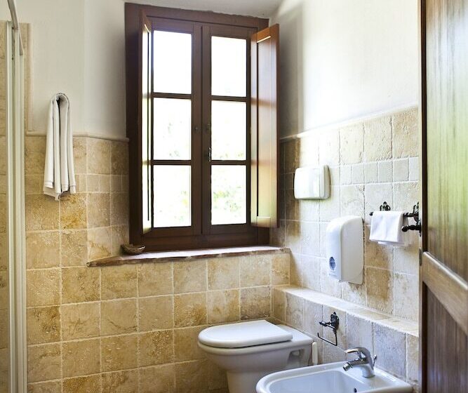 Отель Agriturismo Tenuta Armaiolo