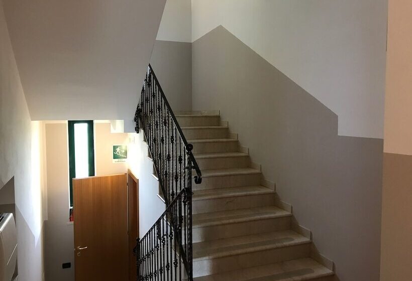 ホテル Albergo Quattro Pini