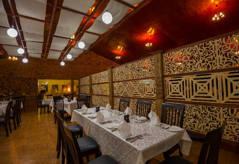 בית מלון כפרי Azao Resort & Spa