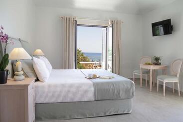 هتل Costa Rossa Adults Only