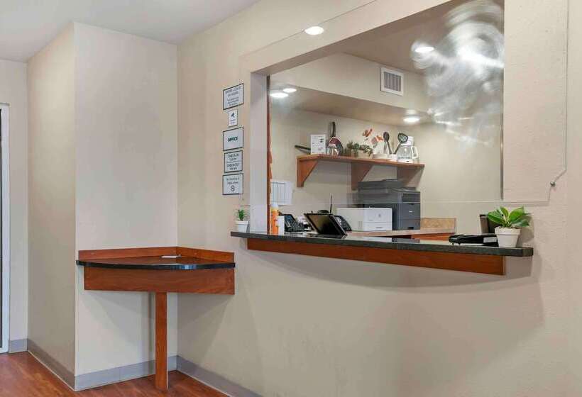 هتل Extended Stay America Select Suites  Grand Rapids  Wyoming