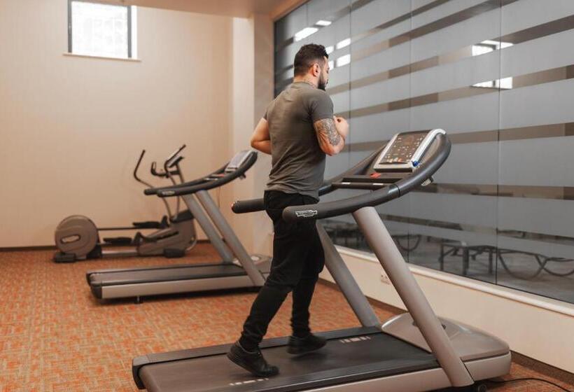 هتل Grand Resort Jermuk