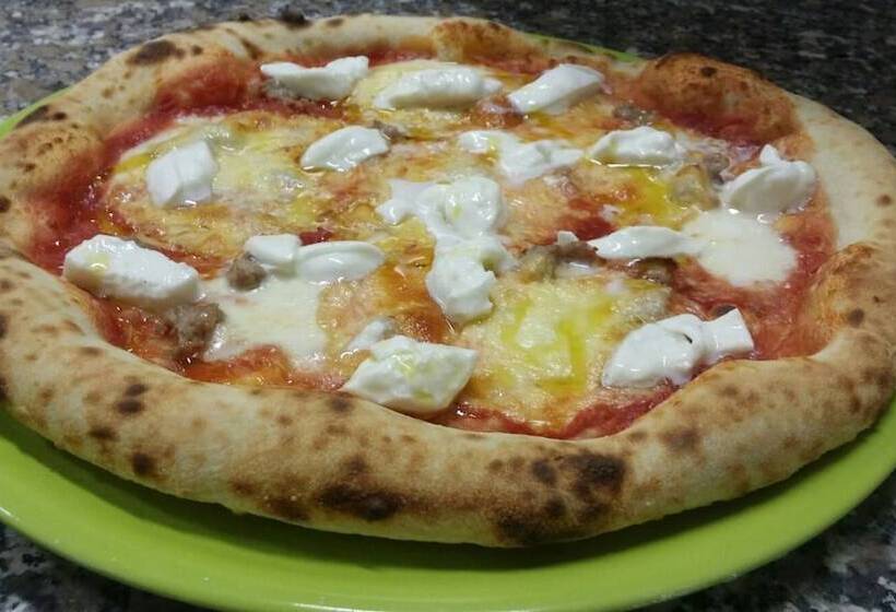 هتل Il Castagneto