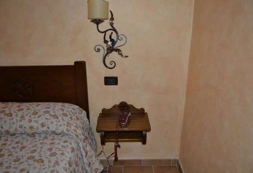 호텔 La Piazzetta Rooms & Breakfast