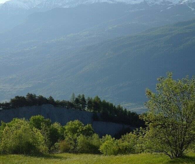 בית מלון כפרי Le Vieux Noyer   Appartamenti Al Verde Villaggio Di Rumiod