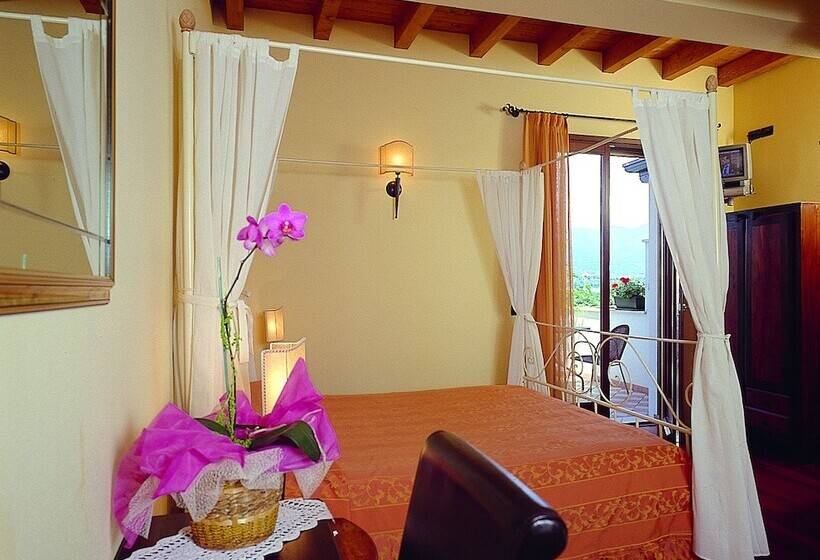 هتل Locanda Da Vittorio