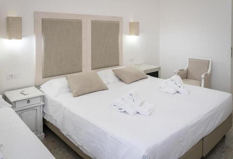 Отель Masseria Mazzetta Salento Corte Del Falconiere B&b