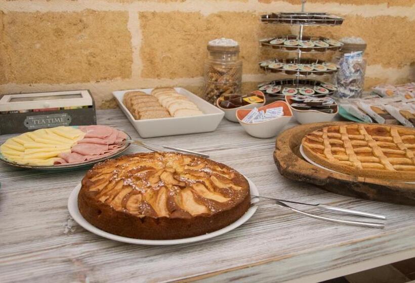 Отель Masseria Mazzetta Salento Corte Del Falconiere B&b