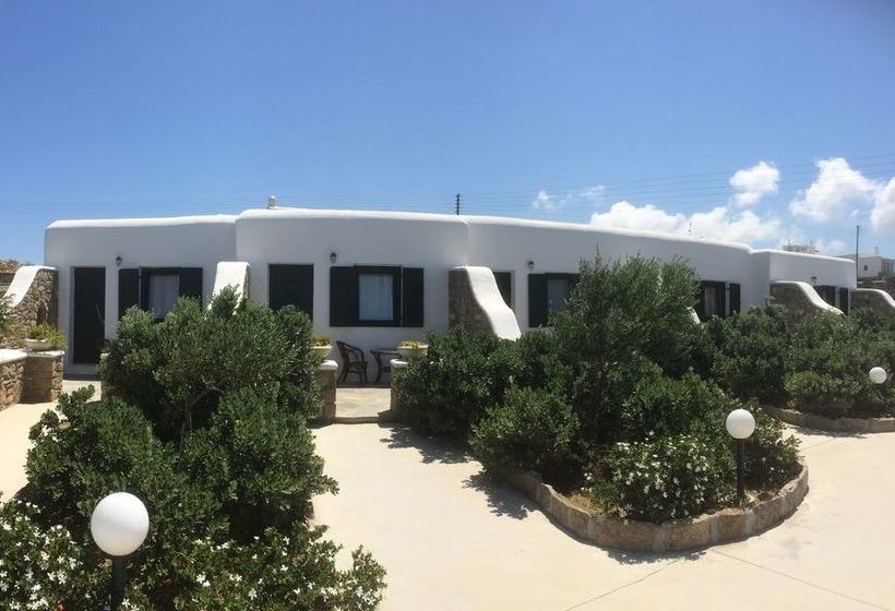 Maroulina's Boutique Studios & Apartments