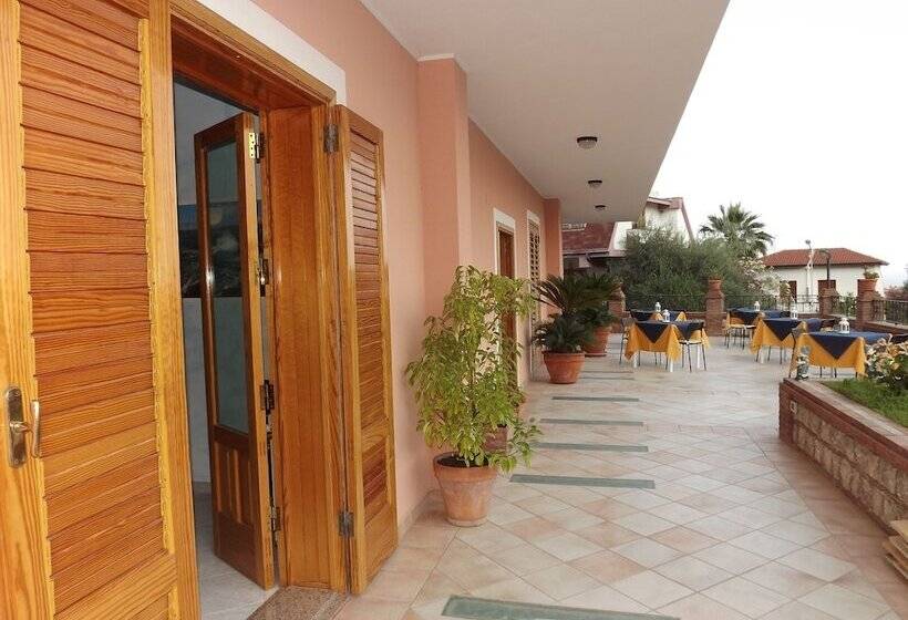 هتل B&b Villa Jovanna