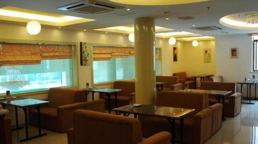호텔 Greentree Inn Chongming Nanmen Express