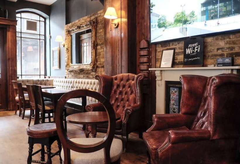 هتل The Wellington