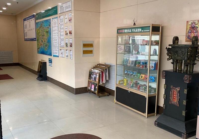 ホテル Greentree Inn Shandong Weihai Wendeng Baida Square Business