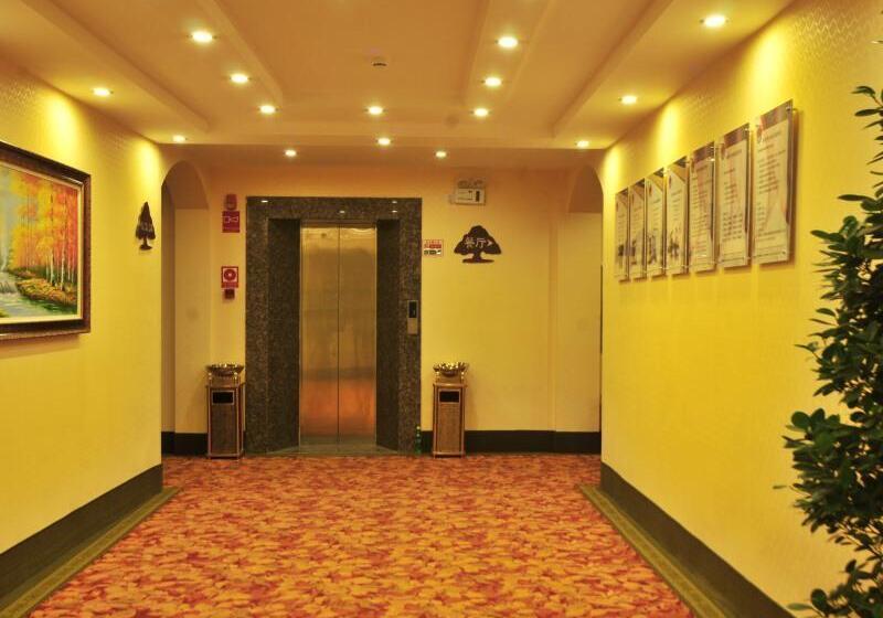 酒店 Greentree Inn Yunnan Kunming Chenggong University City Shilin Street Express