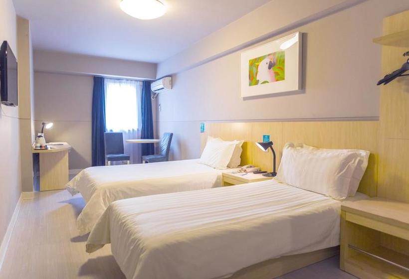 בית מלון כפרי Jinjiang Inn Select Qingdao Henan Road Railway Station