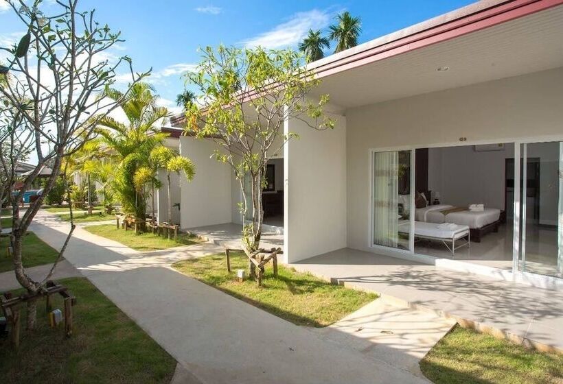 هتل Baan Chongfa Resort