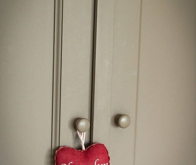هتل B&b La Cereza