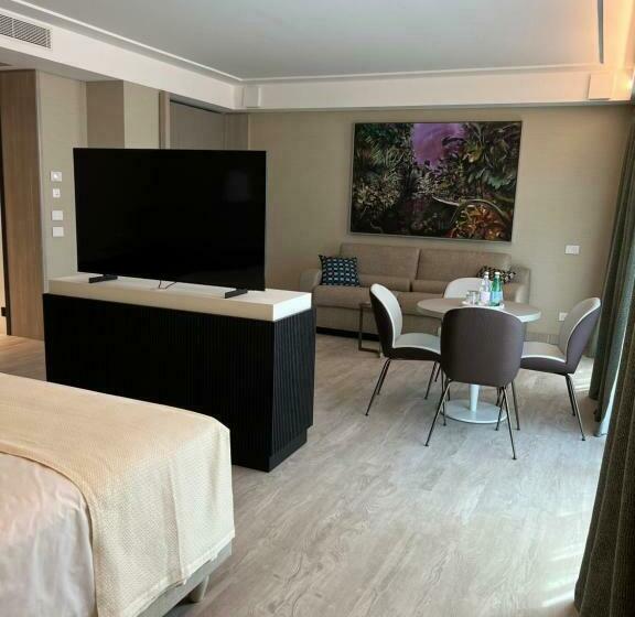 هتل Ceccarini 9 Home Suite Home