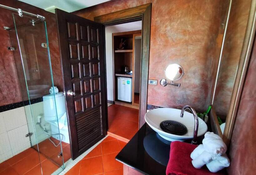 ホテル C&n Kho Khao Beach Resort   Sha Plus