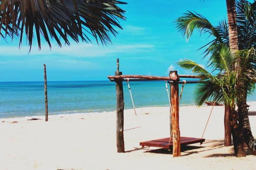 ホテル C&n Kho Khao Beach Resort   Sha Plus