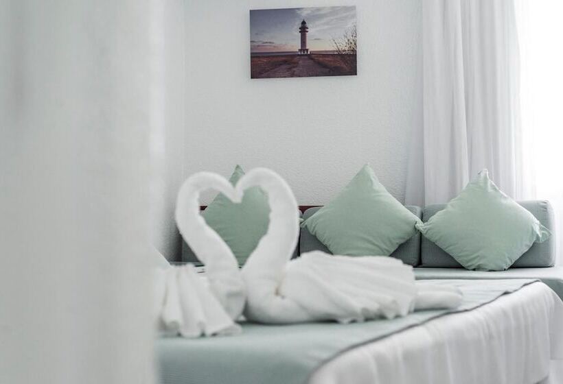 هتل Hostal Bellavista Formentera