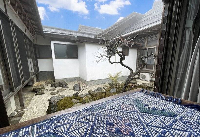 هتل 高野山 宿坊 桜池院  Koyasan Shukubo Yochiin