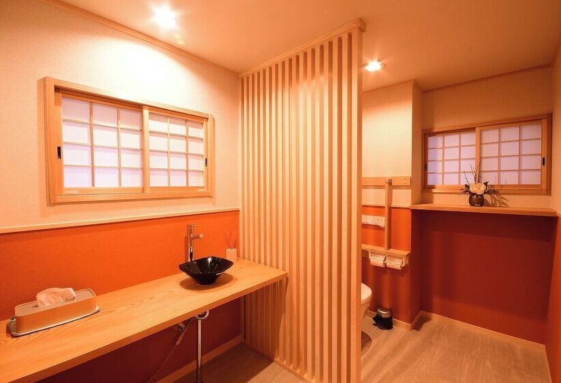 هتل 高野山 宿坊 桜池院  Koyasan Shukubo Yochiin