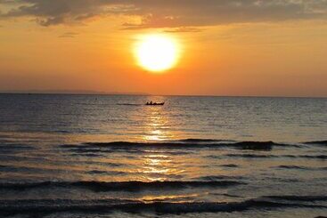 هتل Mango Beach Resort